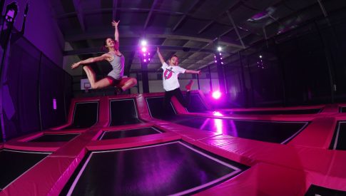 overzicht van inrichten van een trampolinepark
